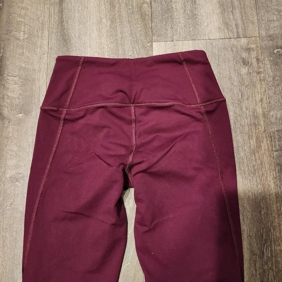 Victoria's Secret Sport Lace Up Knockout Legging - Picture 6 of 6